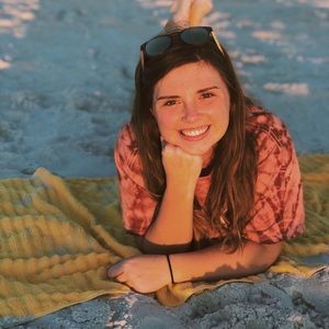 Meet your Posher, Emma